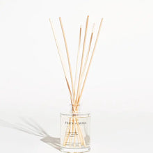 Load image into Gallery viewer, Fern + Moss Reed Diffuser