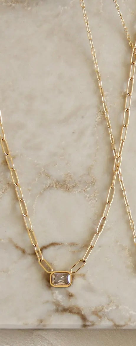 Emerald cut paper chain gold necklace
