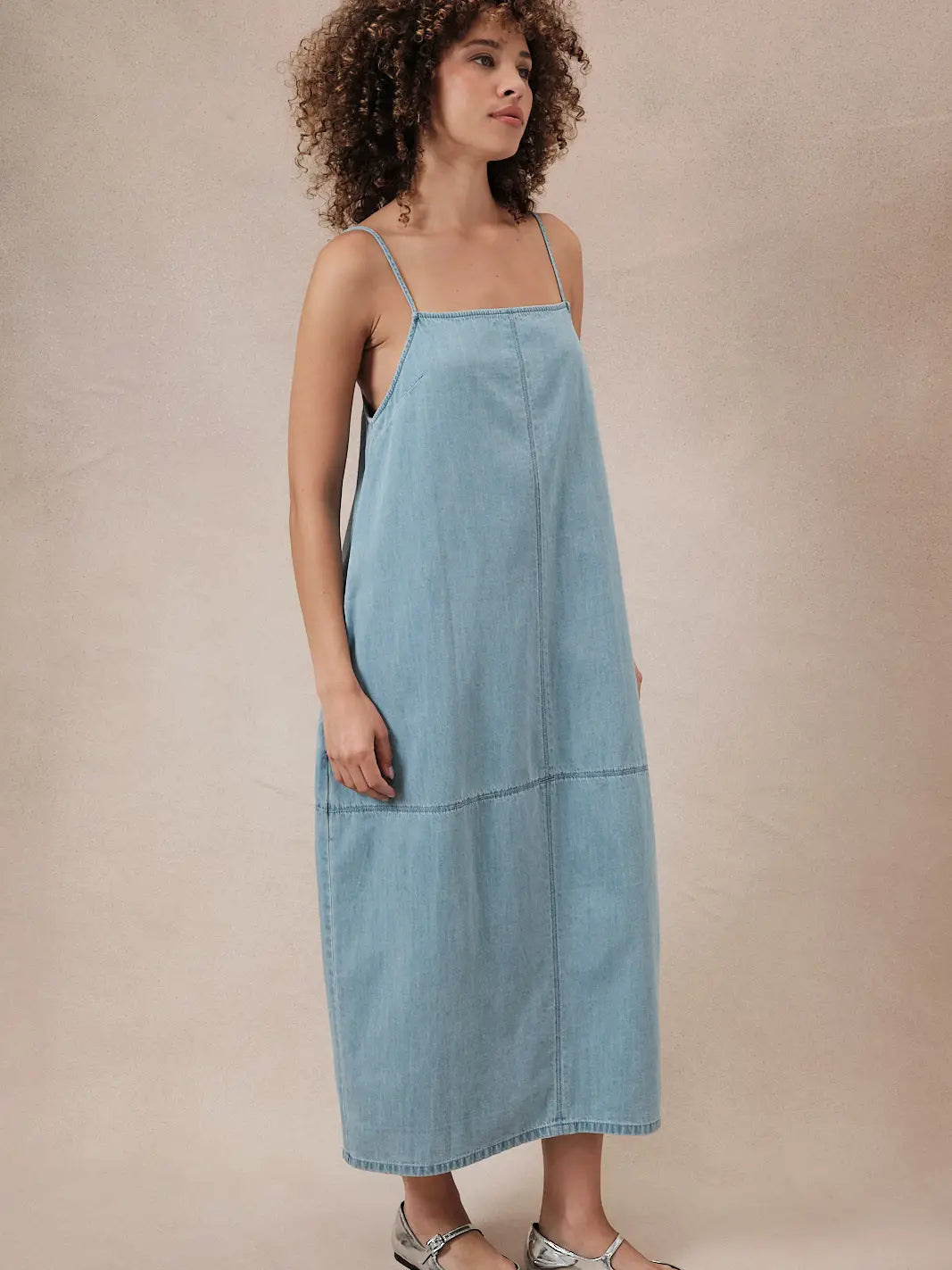 Barrel Midi Dress