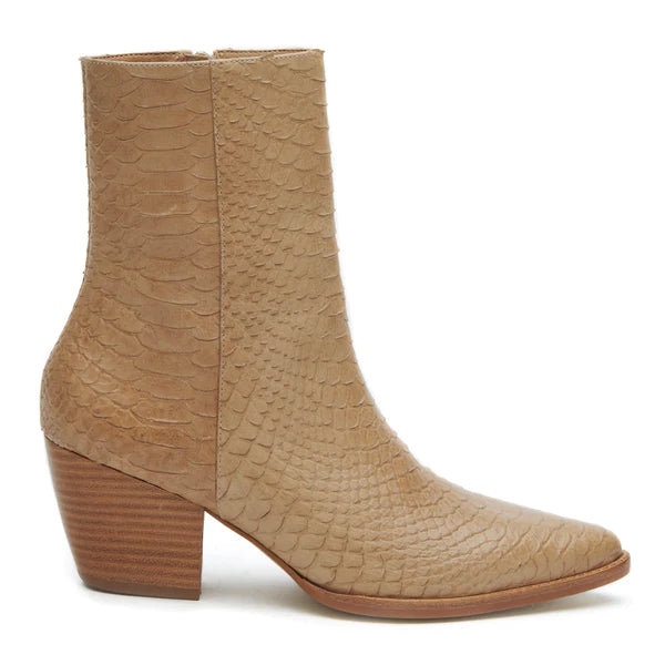 Caty Boot
